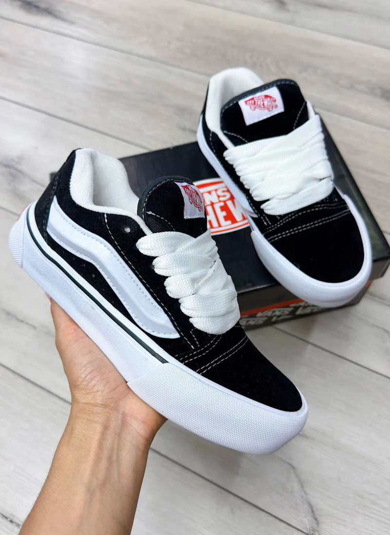 Vans KNU